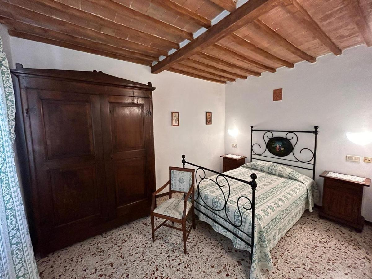 Camere Gozzante بيينْسا المظهر الخارجي الصورة